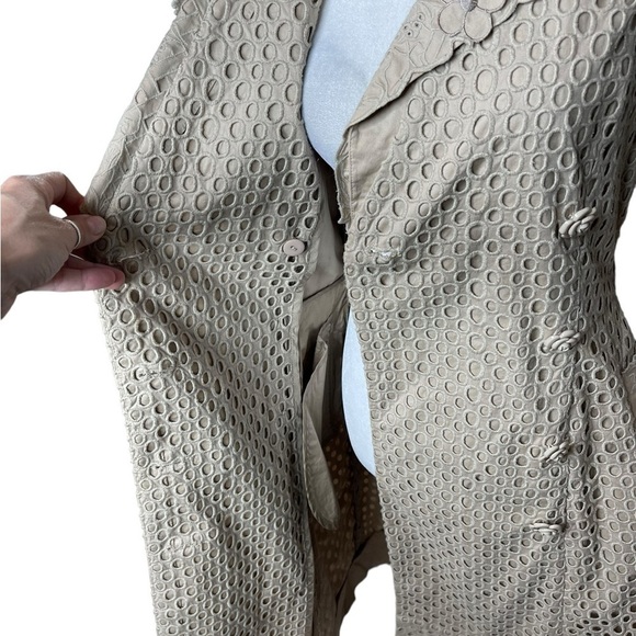 Bryan Lars Lace Embroidered Paris Trench Coat Floral Buttons Eyelet overlay Sz 2 - Picture 11 of 15